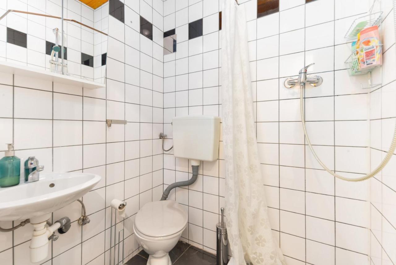 Designer Apartments, 2 Min To U1 Reumannplatz فيينا المظهر الخارجي الصورة