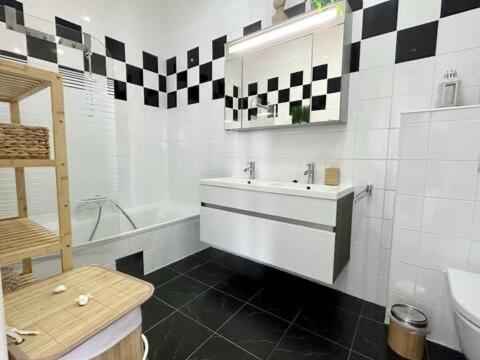 Designer Apartments, 2 Min To U1 Reumannplatz فيينا المظهر الخارجي الصورة