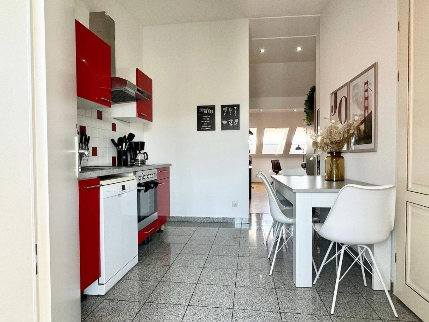 Designer Apartments, 2 Min To U1 Reumannplatz فيينا المظهر الخارجي الصورة