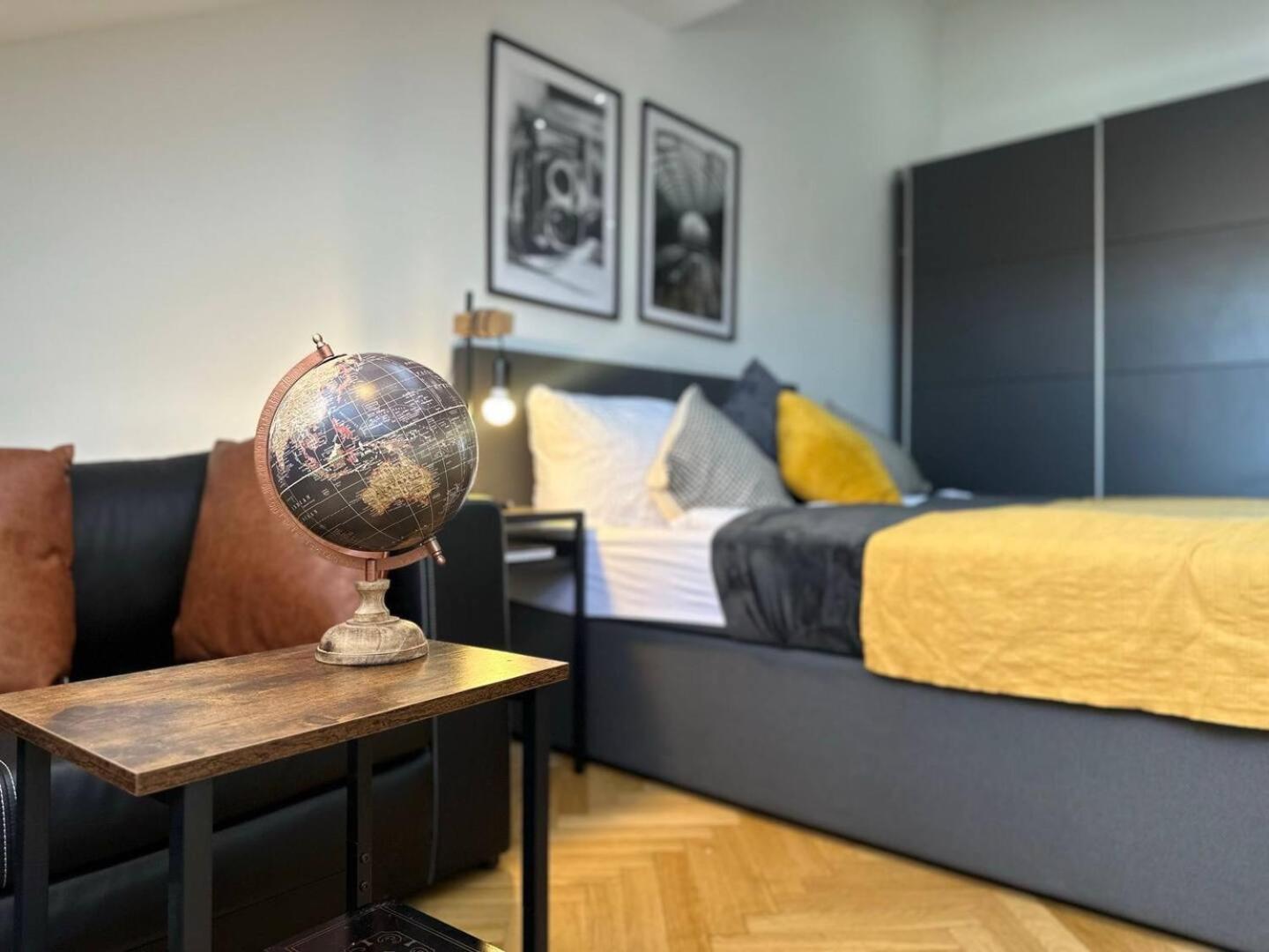 Designer Apartments, 2 Min To U1 Reumannplatz فيينا المظهر الخارجي الصورة