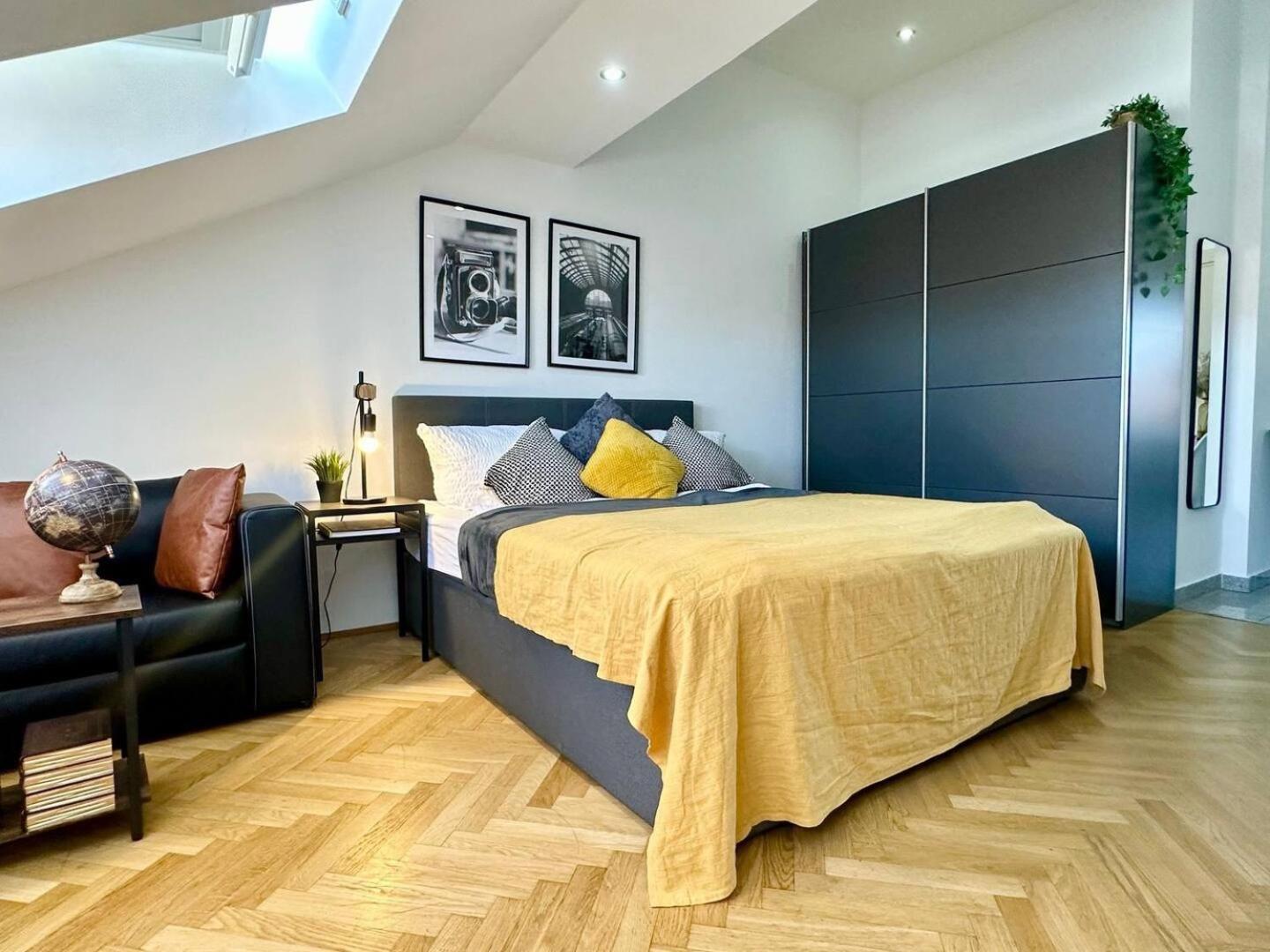 Designer Apartments, 2 Min To U1 Reumannplatz فيينا المظهر الخارجي الصورة